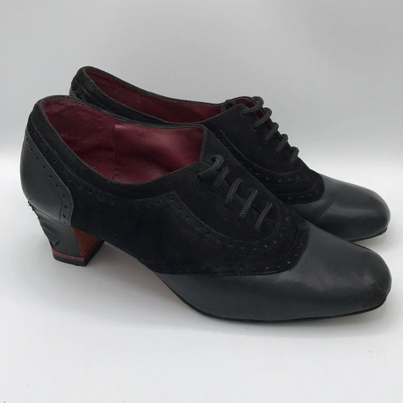 Oh! Shoes - Oh! black square toe granny shoes, size 37 (6.5)